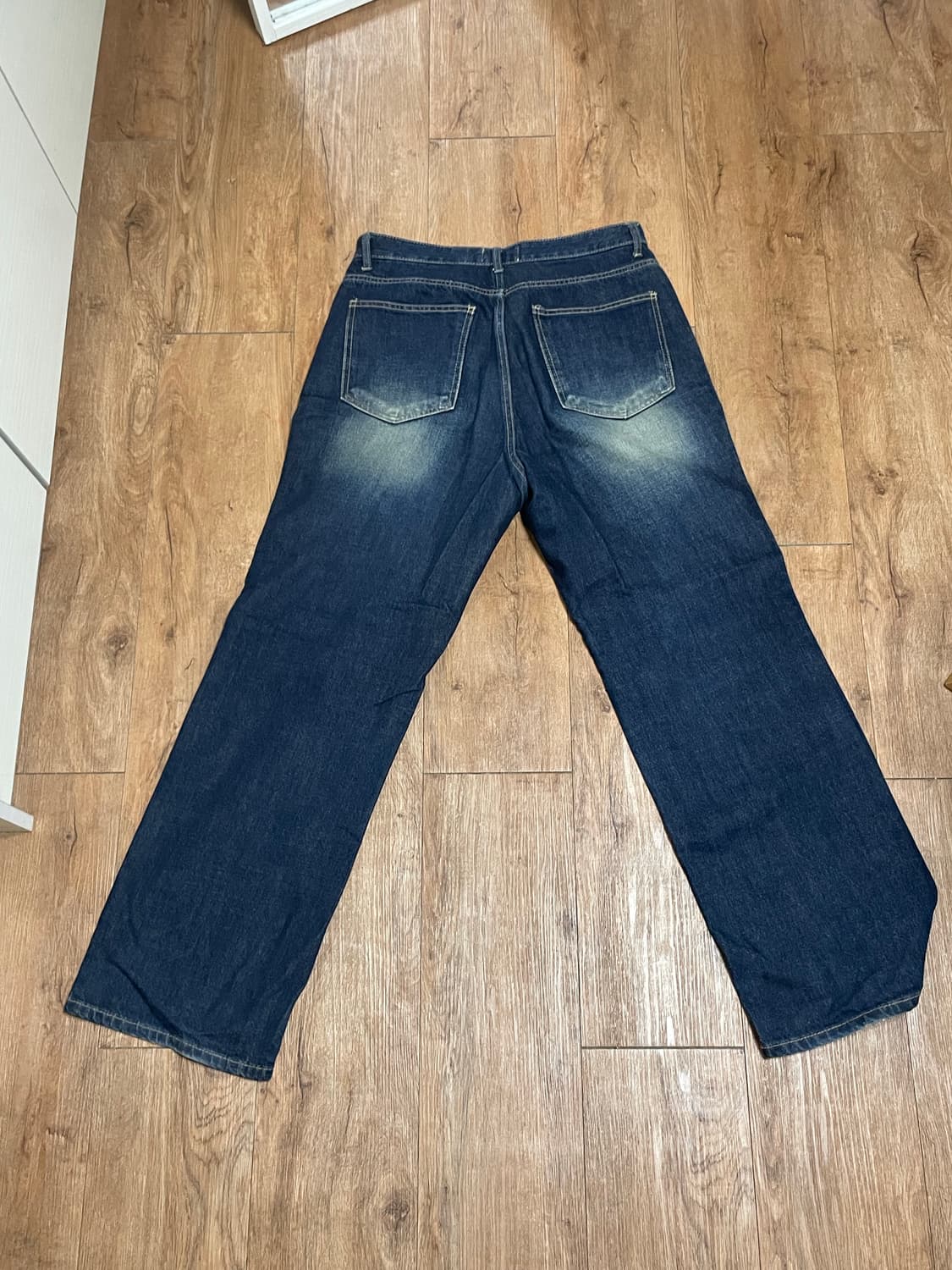 워싱이 들어간 바지 상품이미지2