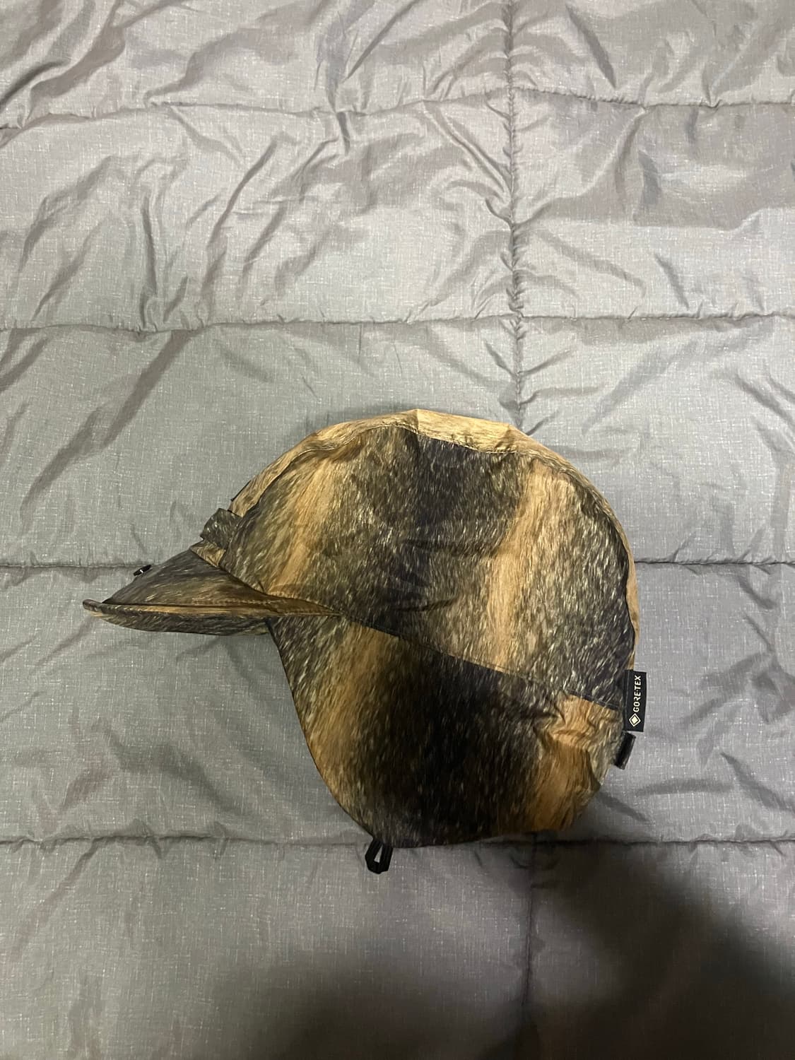 24fw 슈프림 고어텍스 이어플랩 캡 퍼 프린트 M-L 상품이미지3