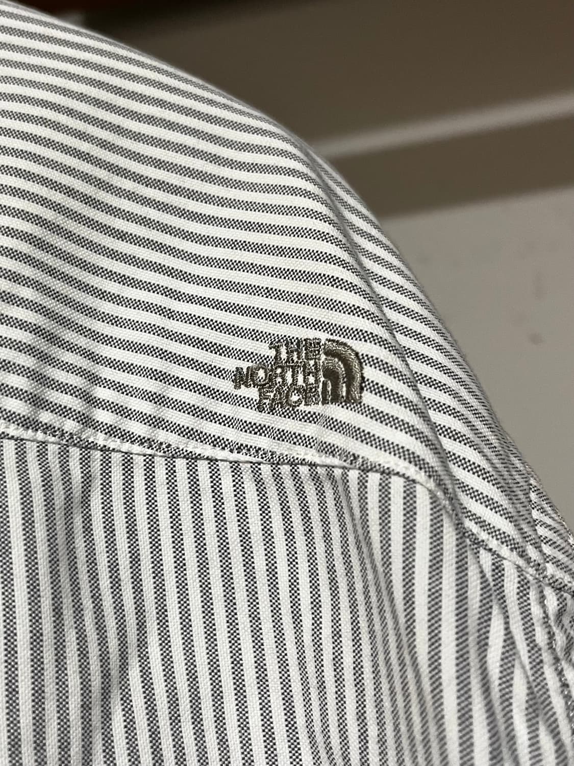 노스페이스 퍼플라벨 버튼 다운 스트라이프 필드 셔츠 아스팔트 그레이 XL 상품이미지6