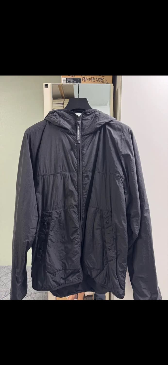 Cp컴퍼니 프리마로프트 블랙 고글 자켓 새상품(XL) 상품이미지1