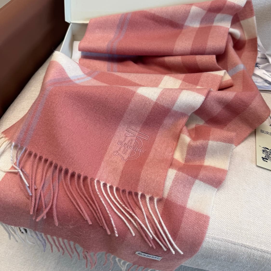 버버리 리버서블 스카프 100% 램스울
 상품이미지3