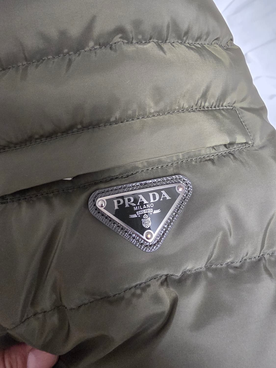 프라다 Prada 구스다운 패딩 SGY091 상품이미지3