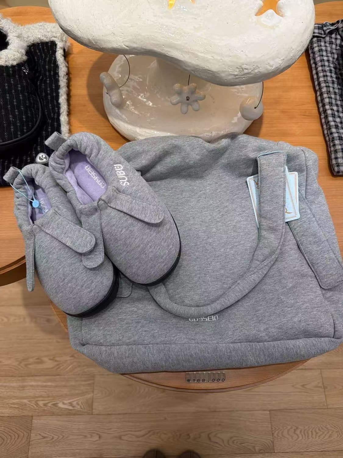 Coyseio 신발0사이즈240 새상품 세트 상품이미지1