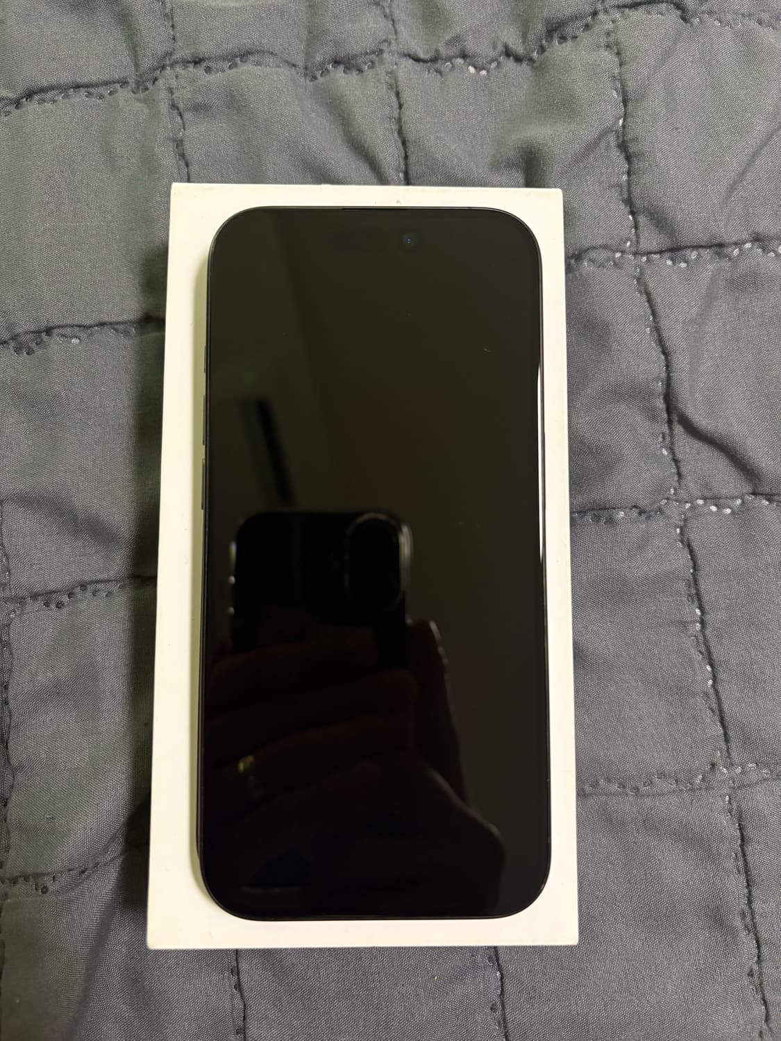 아이폰15pro 블랙티타늄 128g 상품이미지3