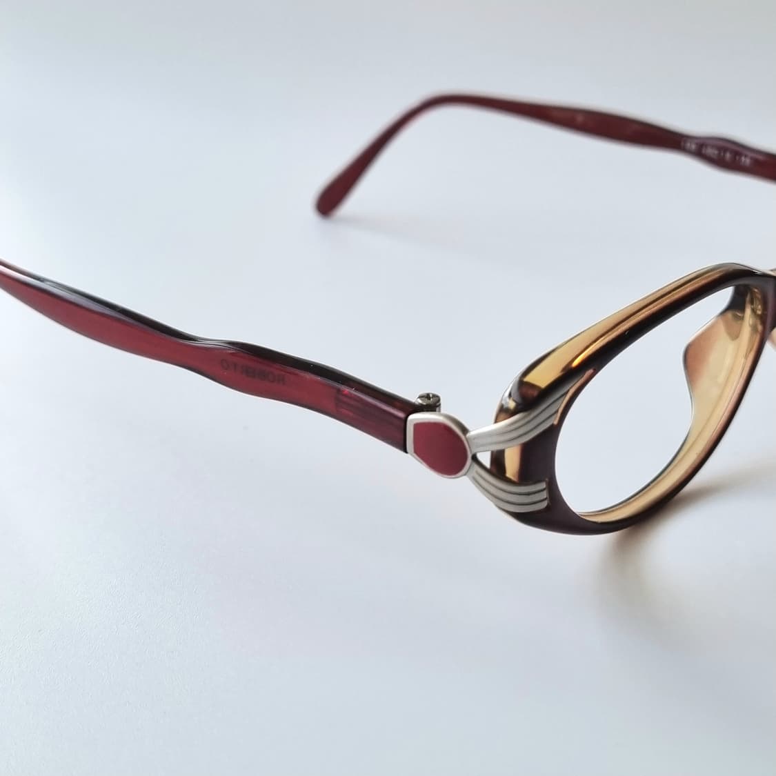 데드스탁 로베르토 실버 라인 디테일 오벌 안경테  1185 상품이미지7