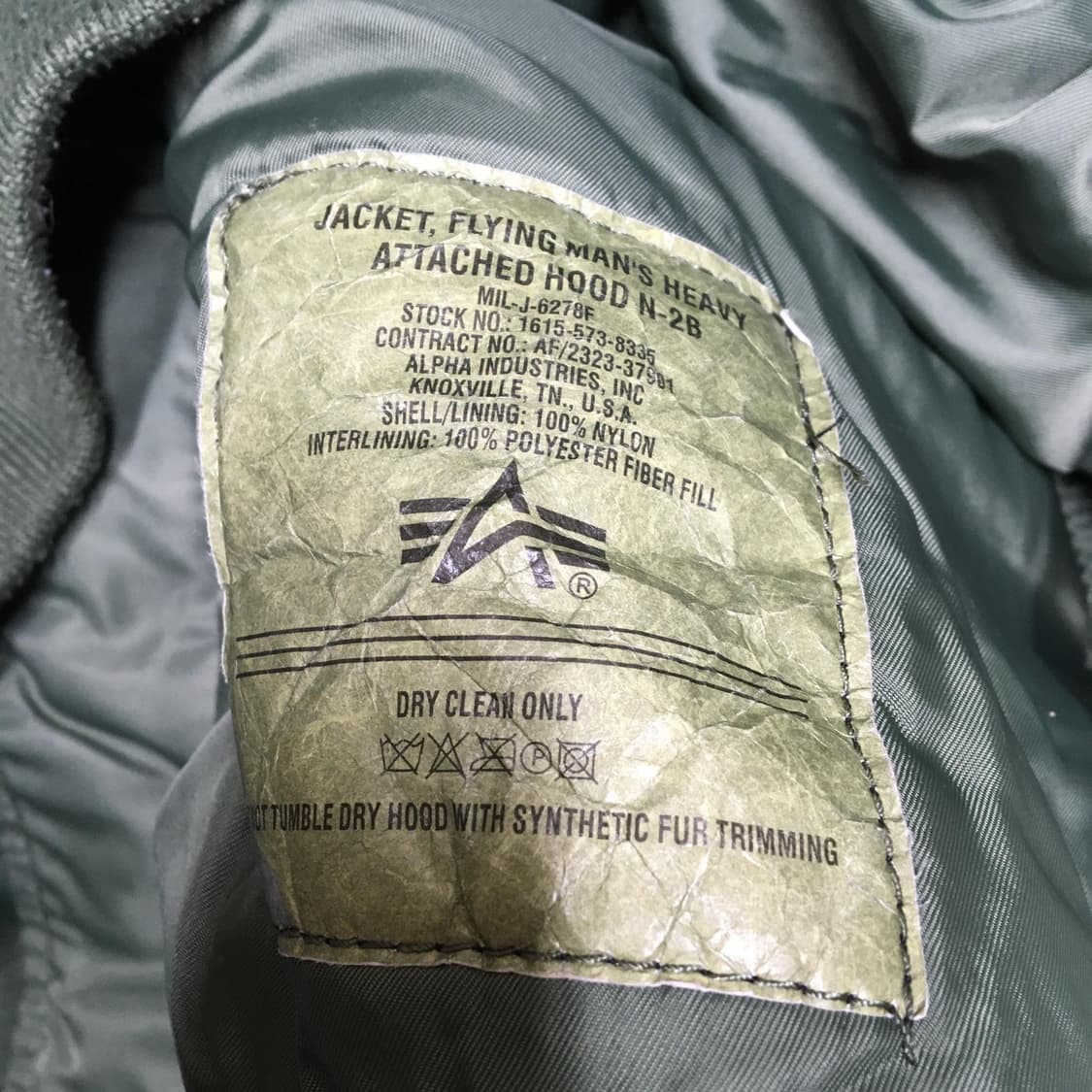 알파 인더스트리 N-2B 플라이트 붐버 자켓 그린 상품이미지4