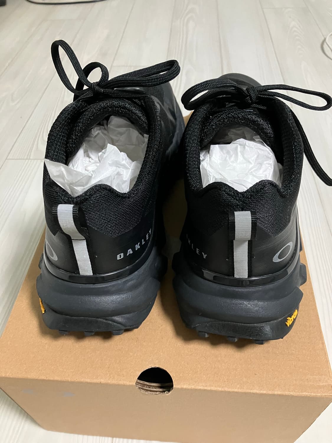 오클리 라이트 브리드 트리플 블랙 상품이미지3