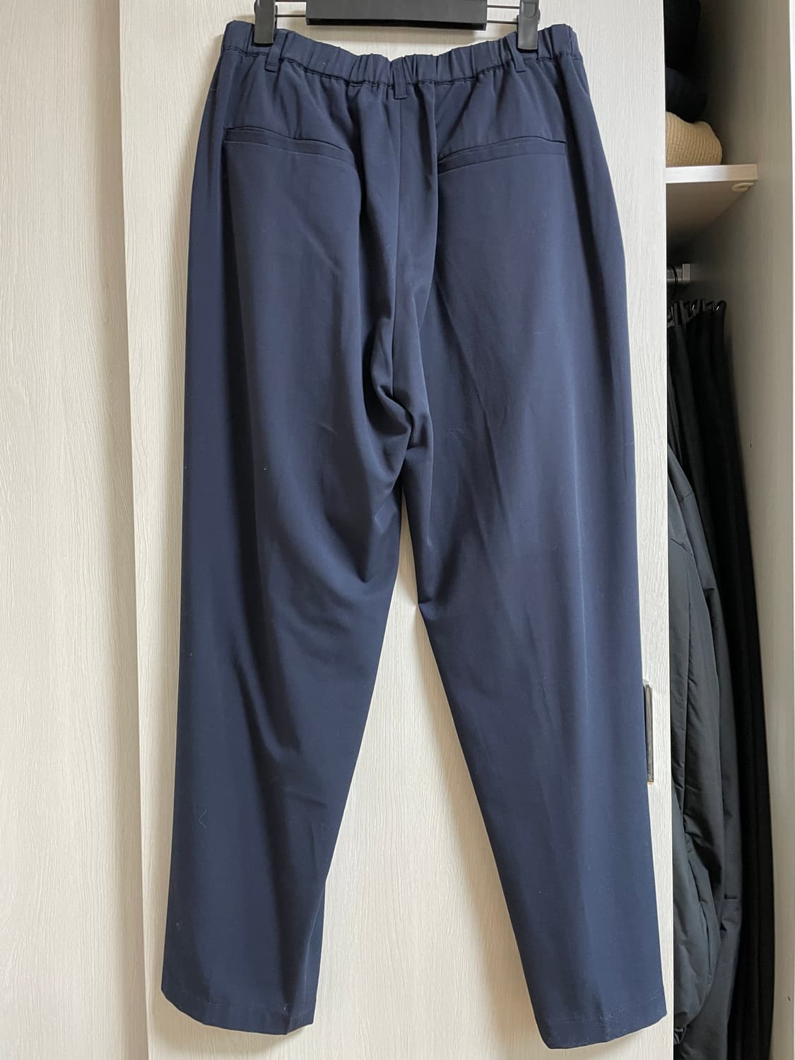 비얼디드키드 밴딩 실루엣 팬츠 네이비 M 상품이미지3