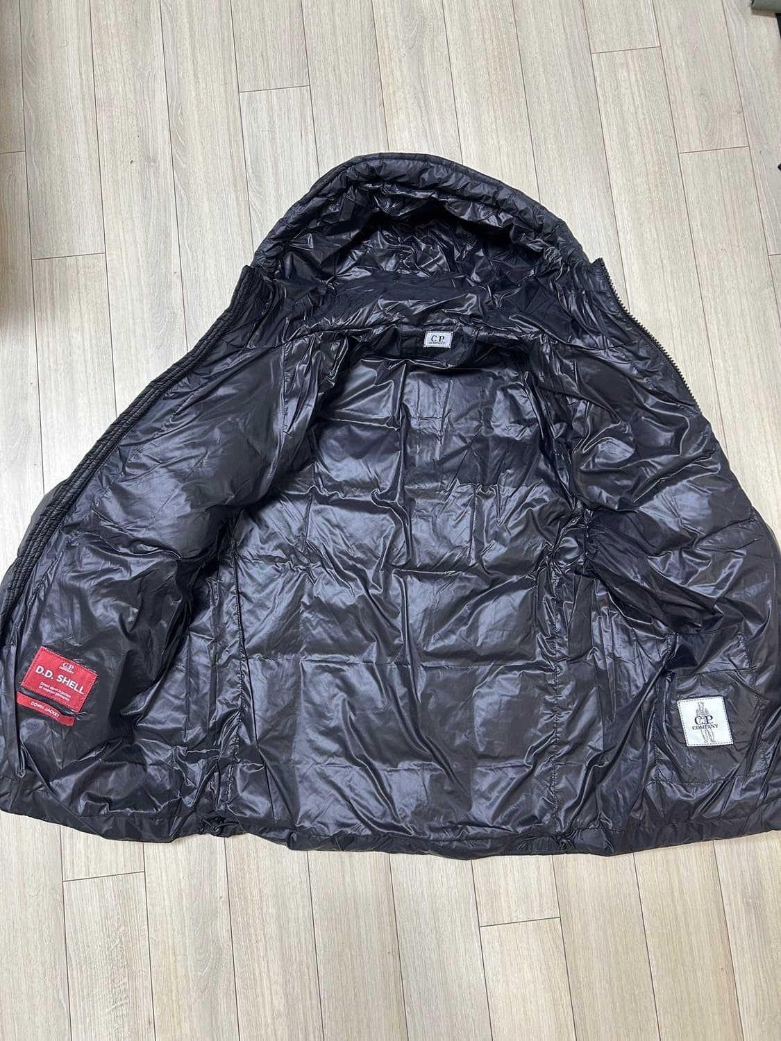 Cp 컴퍼니 디디쉘 패딩 블랙 L 새상품 상품이미지2