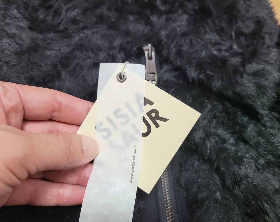 샵오눅(Shoponuk) 시시아사우르스 퍼자켓 프리사이즈 새상품 상품이미지8