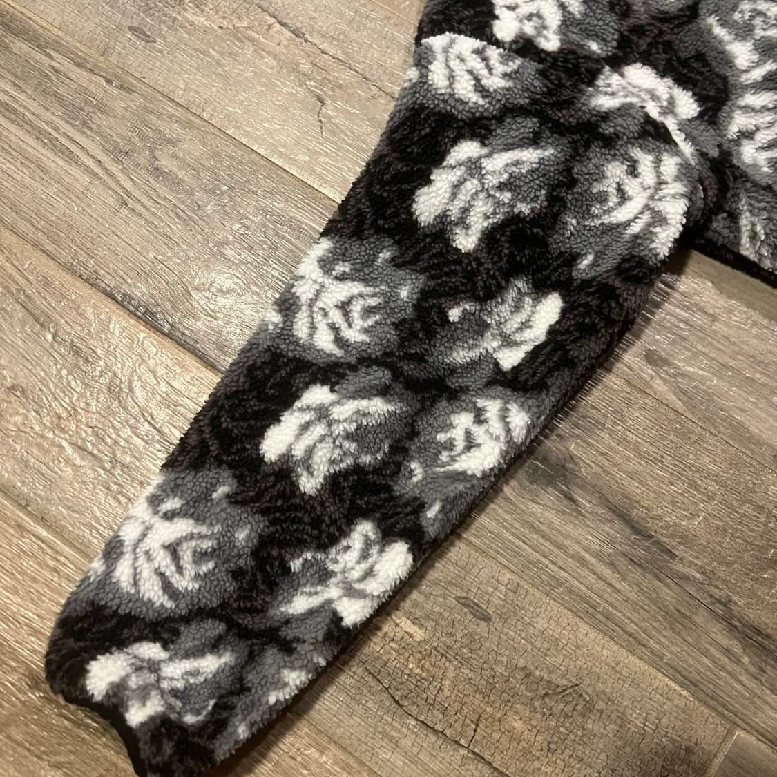 슈프림 로즈 쉐르파 플리스 리버시블 자켓 상품이미지3