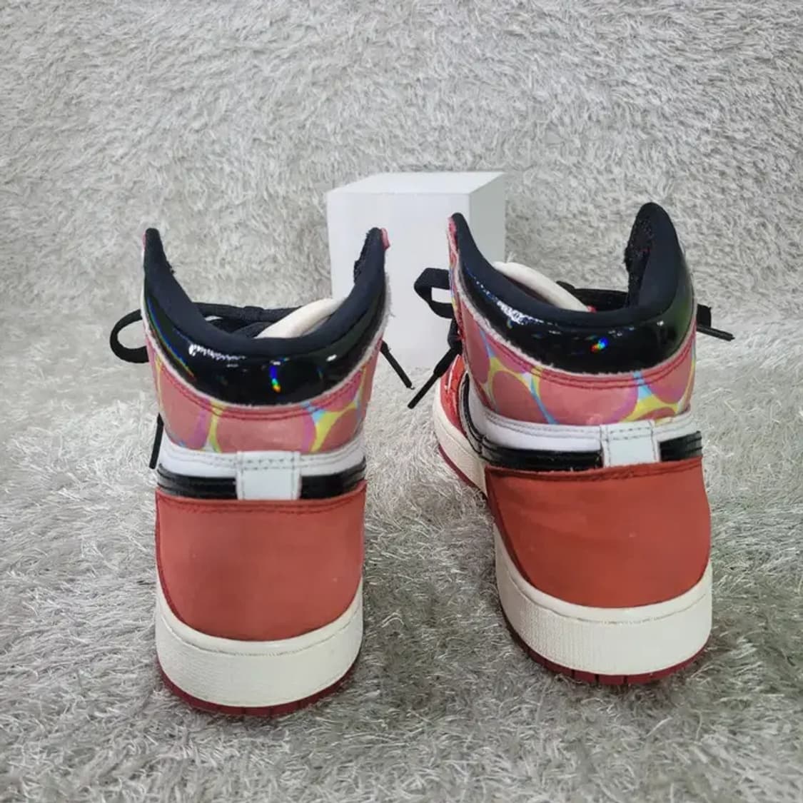 250 나이키 조던1 하이 스파이더맨 스니커즈 상품이미지4