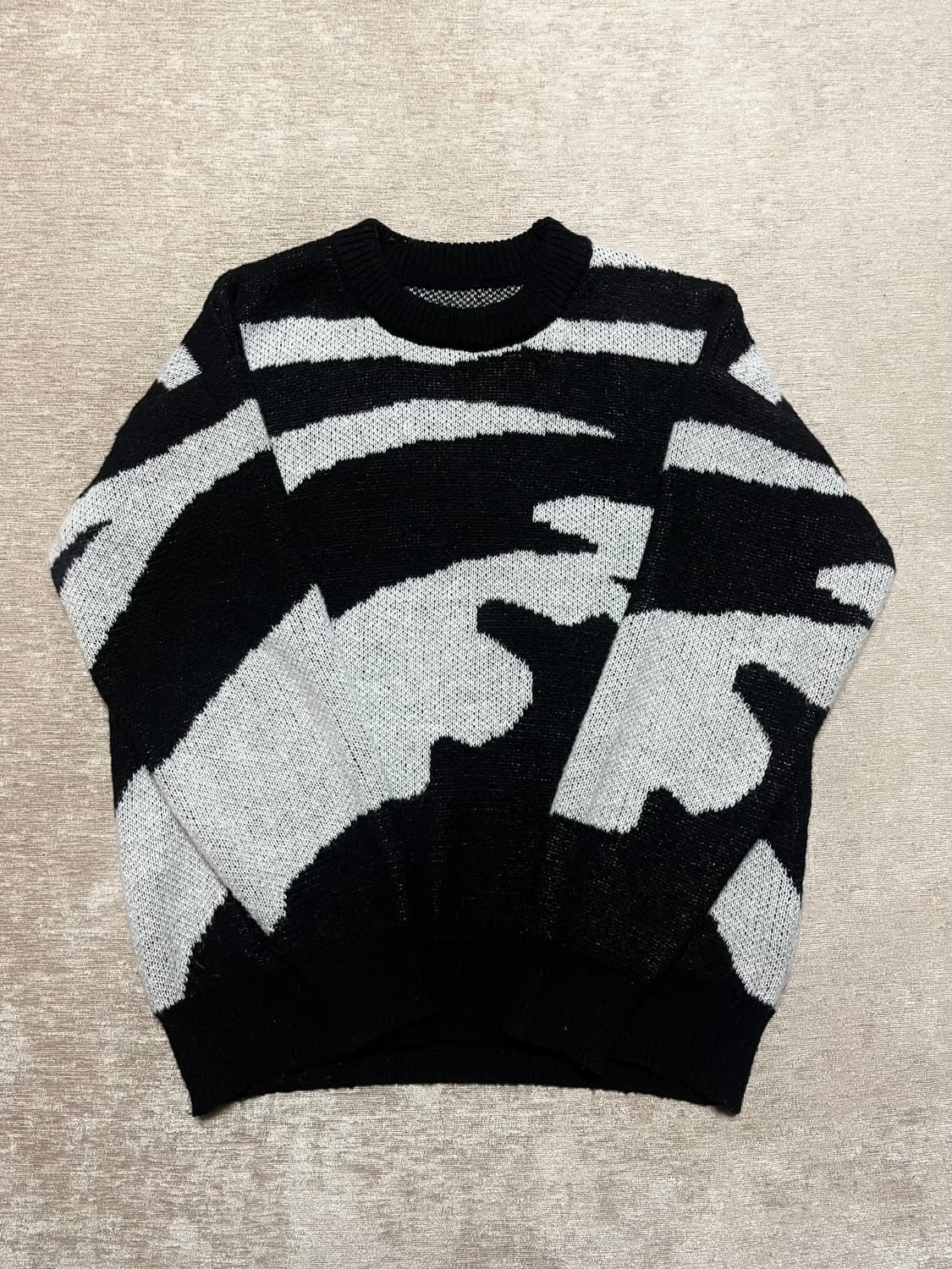 빈티지 패턴 니트 상품이미지1