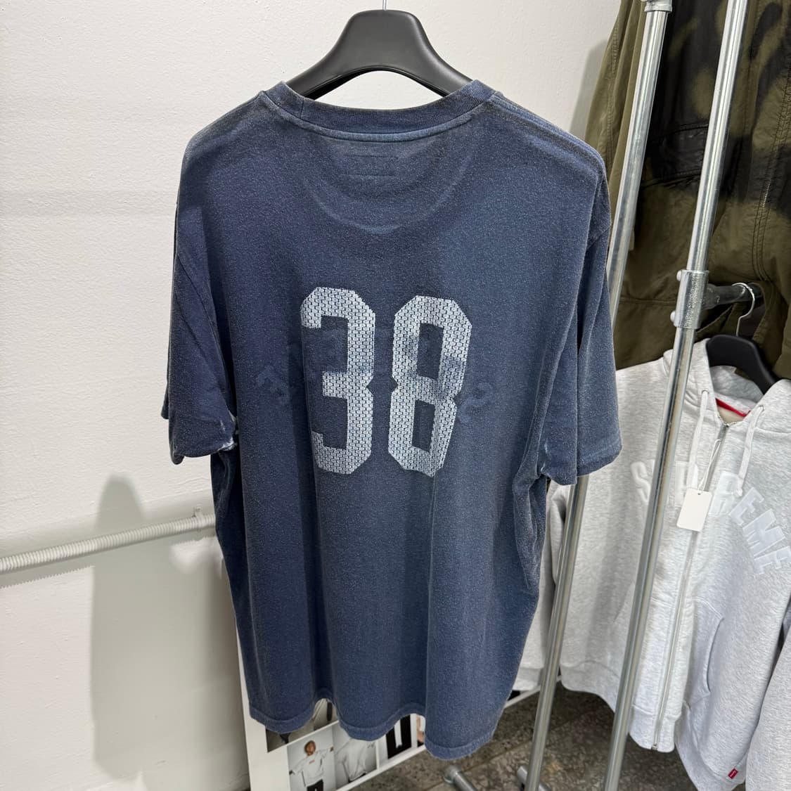 [XL] supreme overprint top  상품이미지2