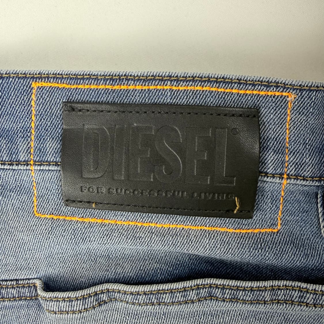 (31/32) 디젤 D-EETAR 테이퍼드 연청 데님 팬츠 상품이미지4