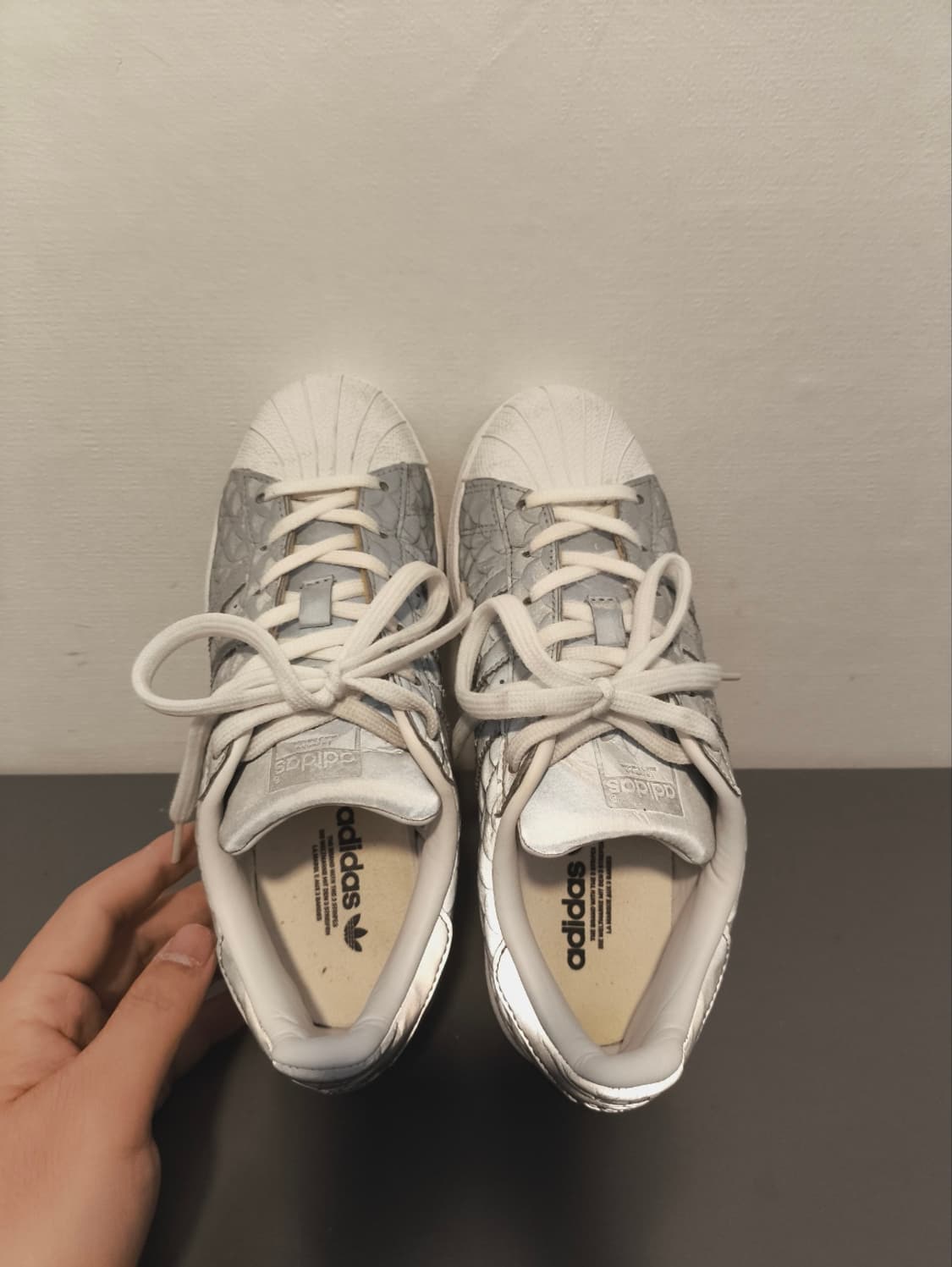 225mm 아디다스 슈퍼스타 메탈릭 리플렉티브 스니커즈 상품이미지7