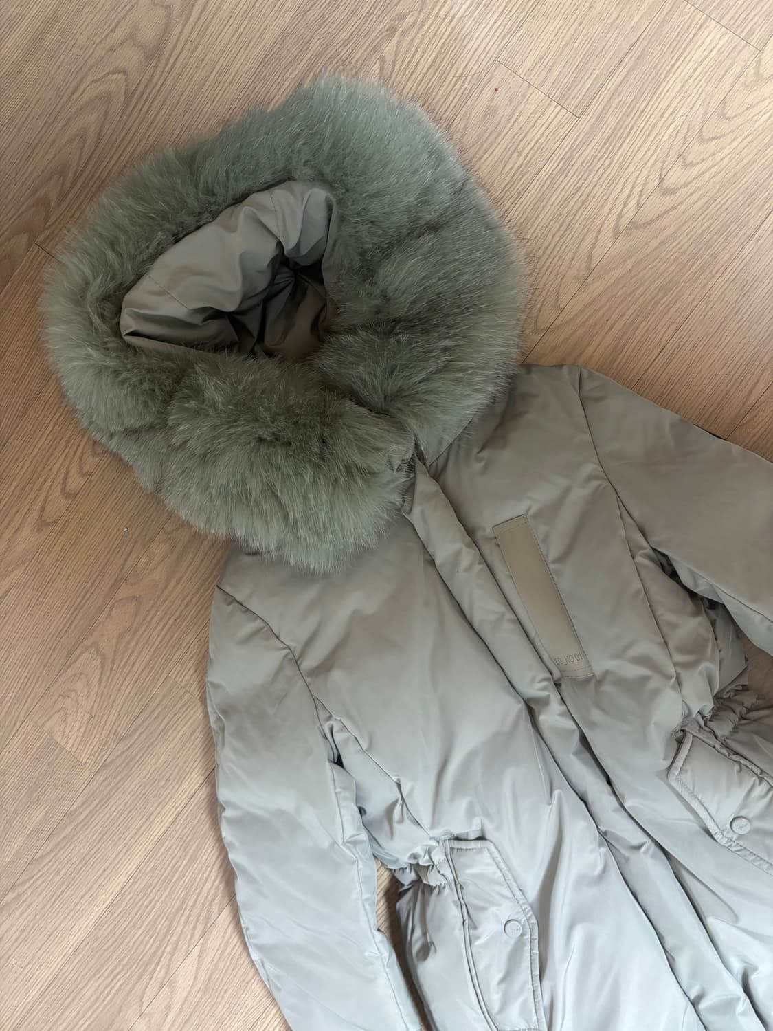 상태최상 에고이스트 사가퍼 롱패딩 55 온앤온 차정원st 상품이미지4