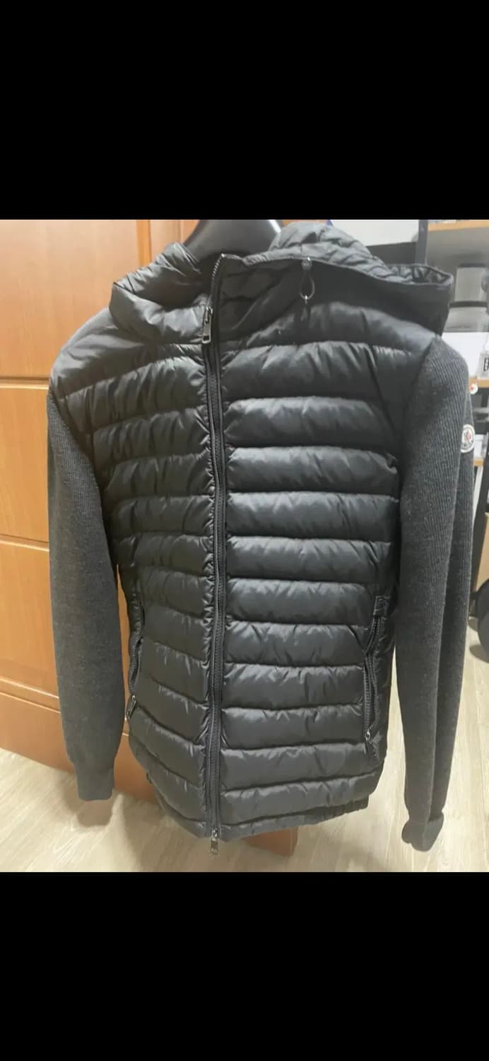 몽클레어 니트패딩 팝니다 상품이미지1