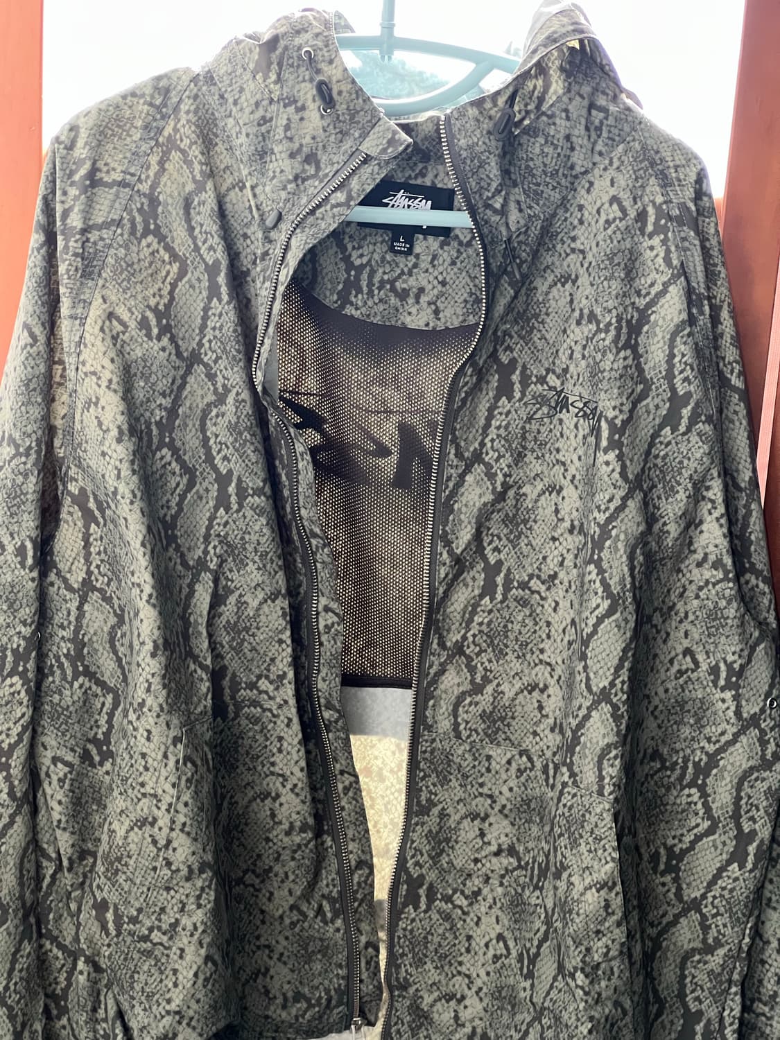 스투시 비치 쉘 스네이크 프린트 나일론 올리브 상품이미지1