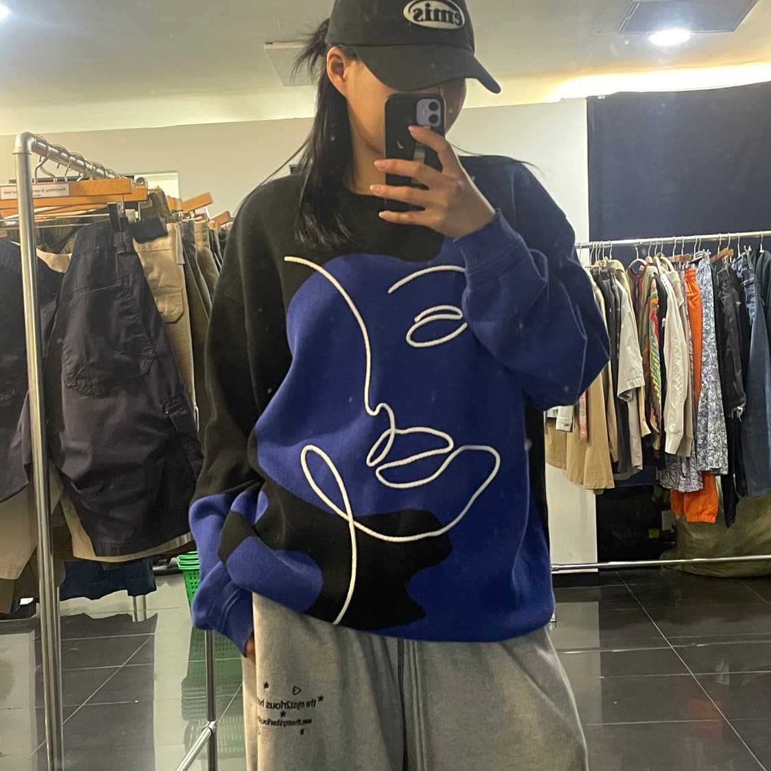 지오송지오 페이스 드로잉 니트 맨투맨 105 상품이미지6