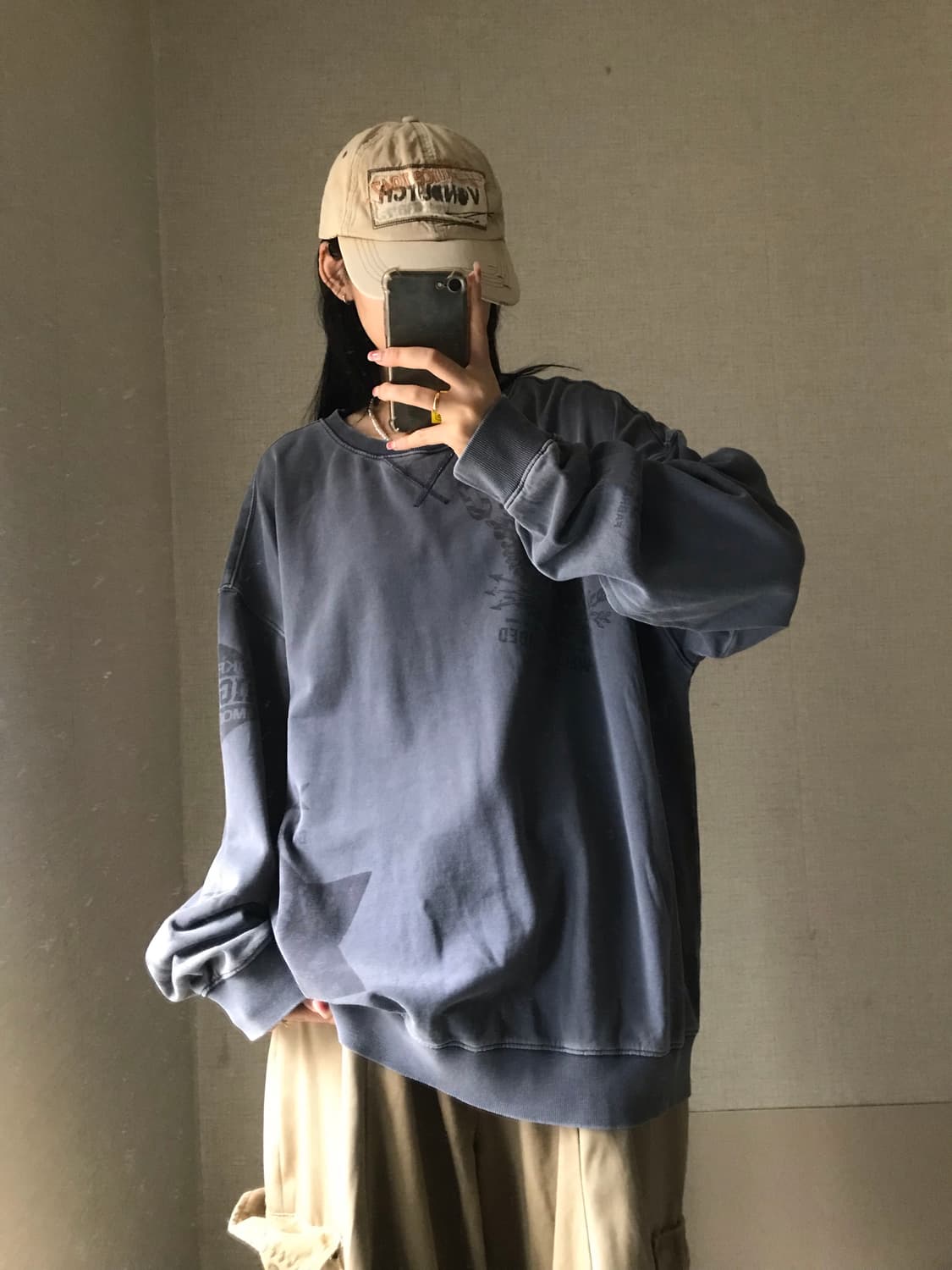 버카루 오버핏 맨투맨 상품이미지1