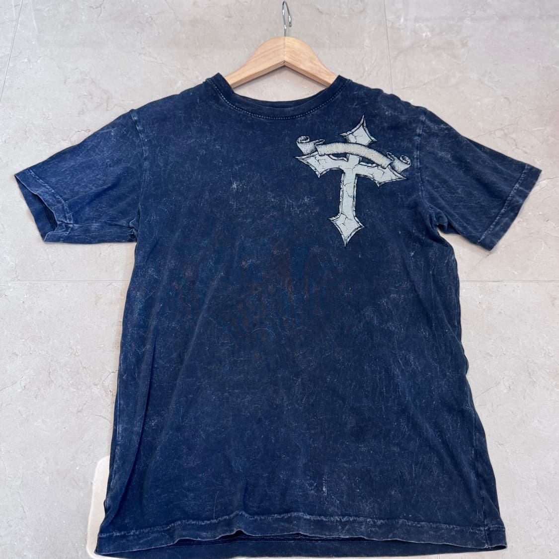 affliction cross printed t shirt 상품이미지2