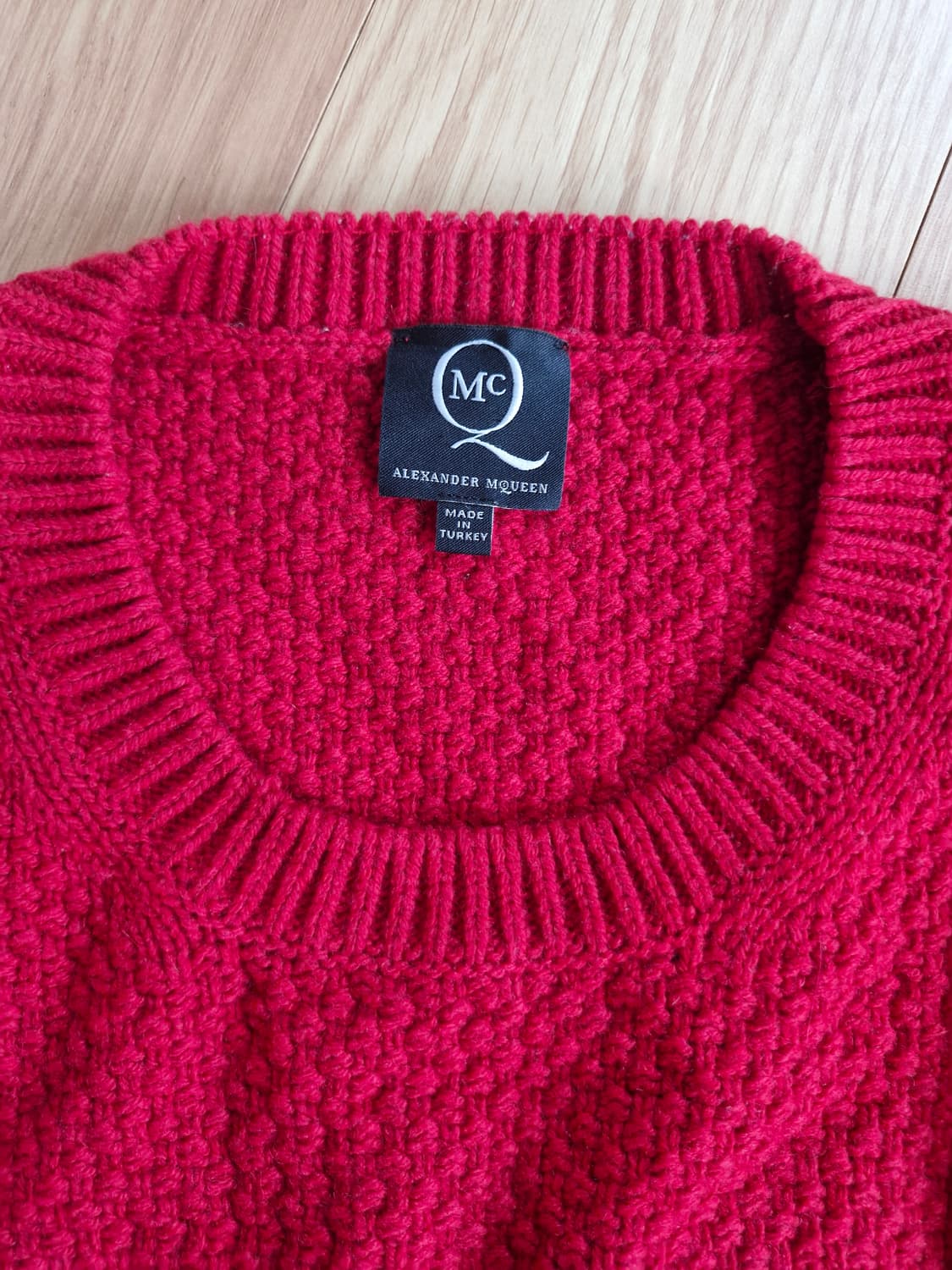 알렉산더 맥퀸 버진울 니트  상품이미지4