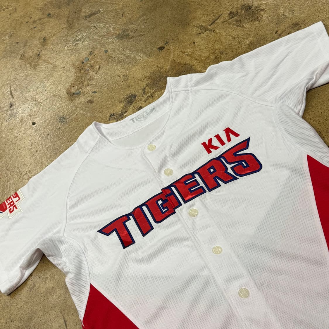 [90] KIA 타이거즈 야구 유니폼 화이트 b15 상품이미지1