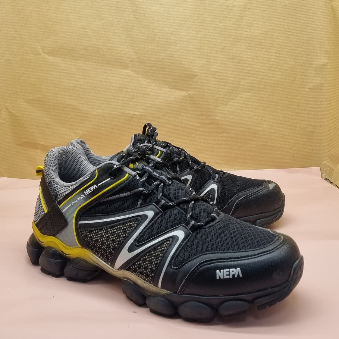 네파 퀘스토 남성트레킹화275 상품이미지1