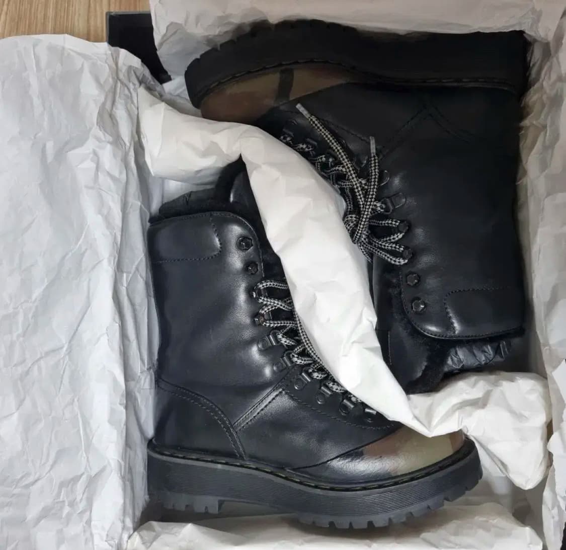 Prada 프라다 여성 워커 부츠 어그부츠 37.5 (230~235추천) 상품이미지4