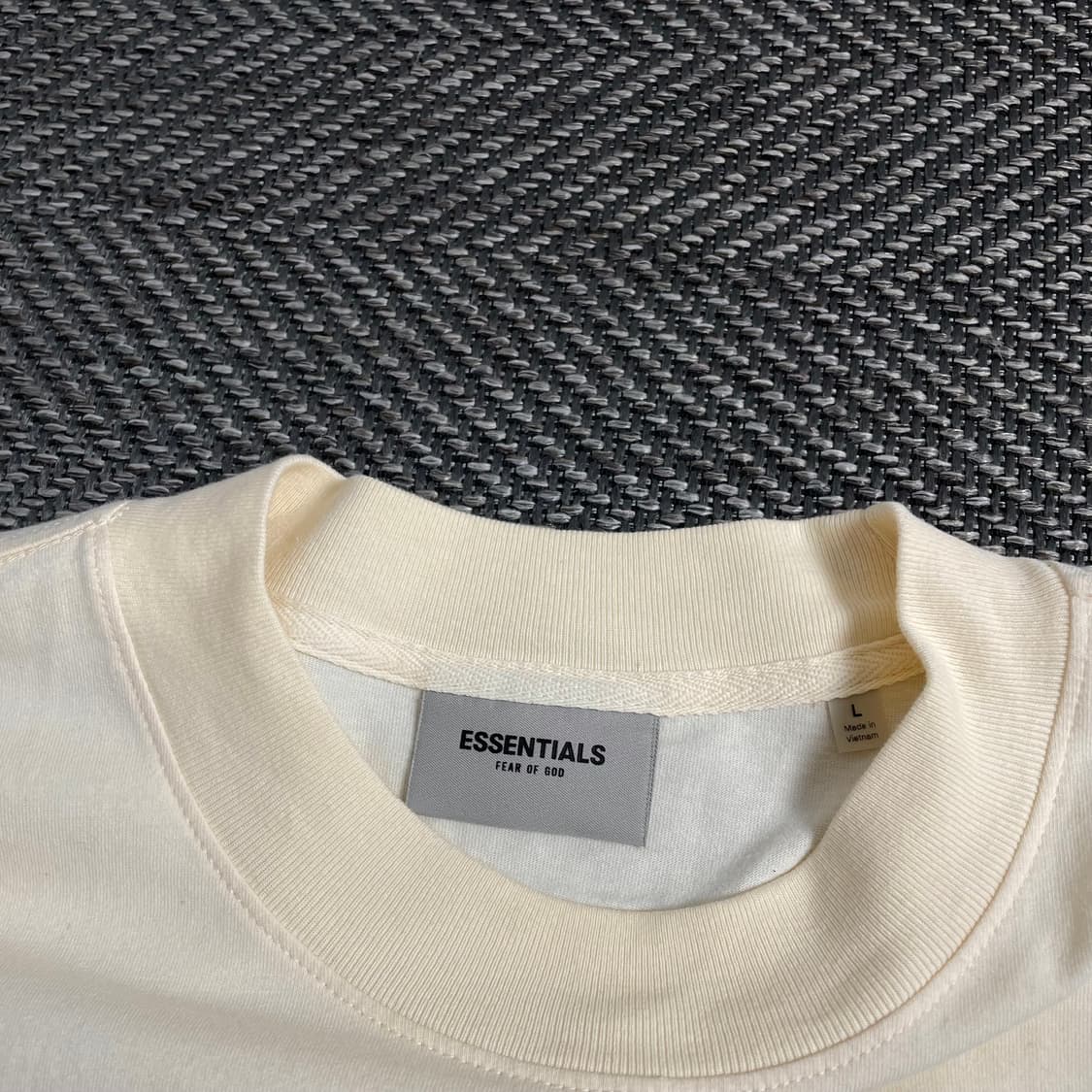 피어오브갓 에센셜 빅로고 박시핏 롱 슬리브y 4273 상품이미지5