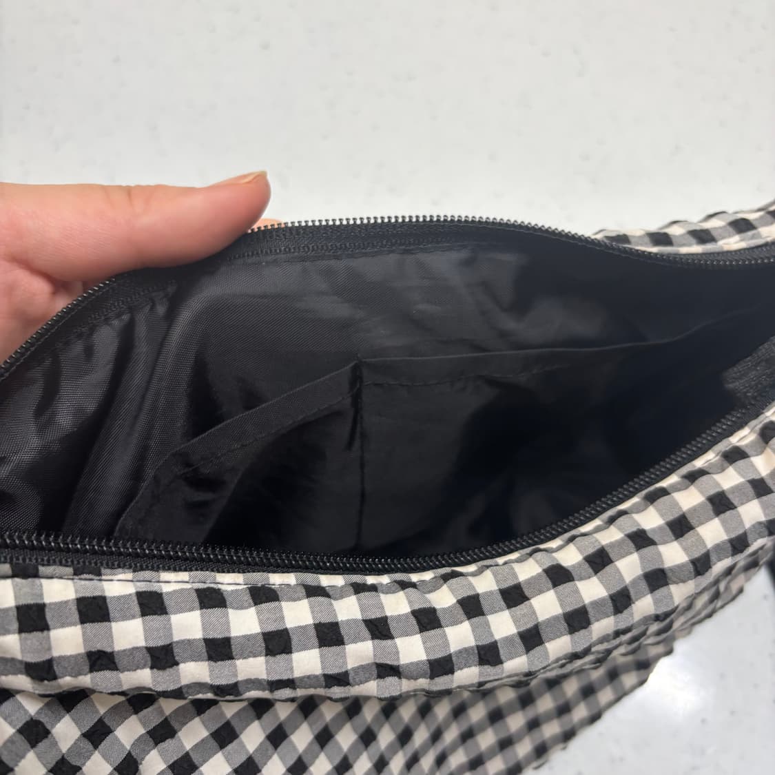 유니클로 라운드 미니 체크 숄더백 크로스백 상품이미지4