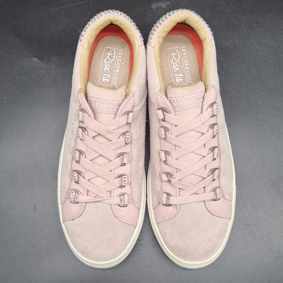 스케쳐스 스웨이드 여성스니커즈245 상품이미지2