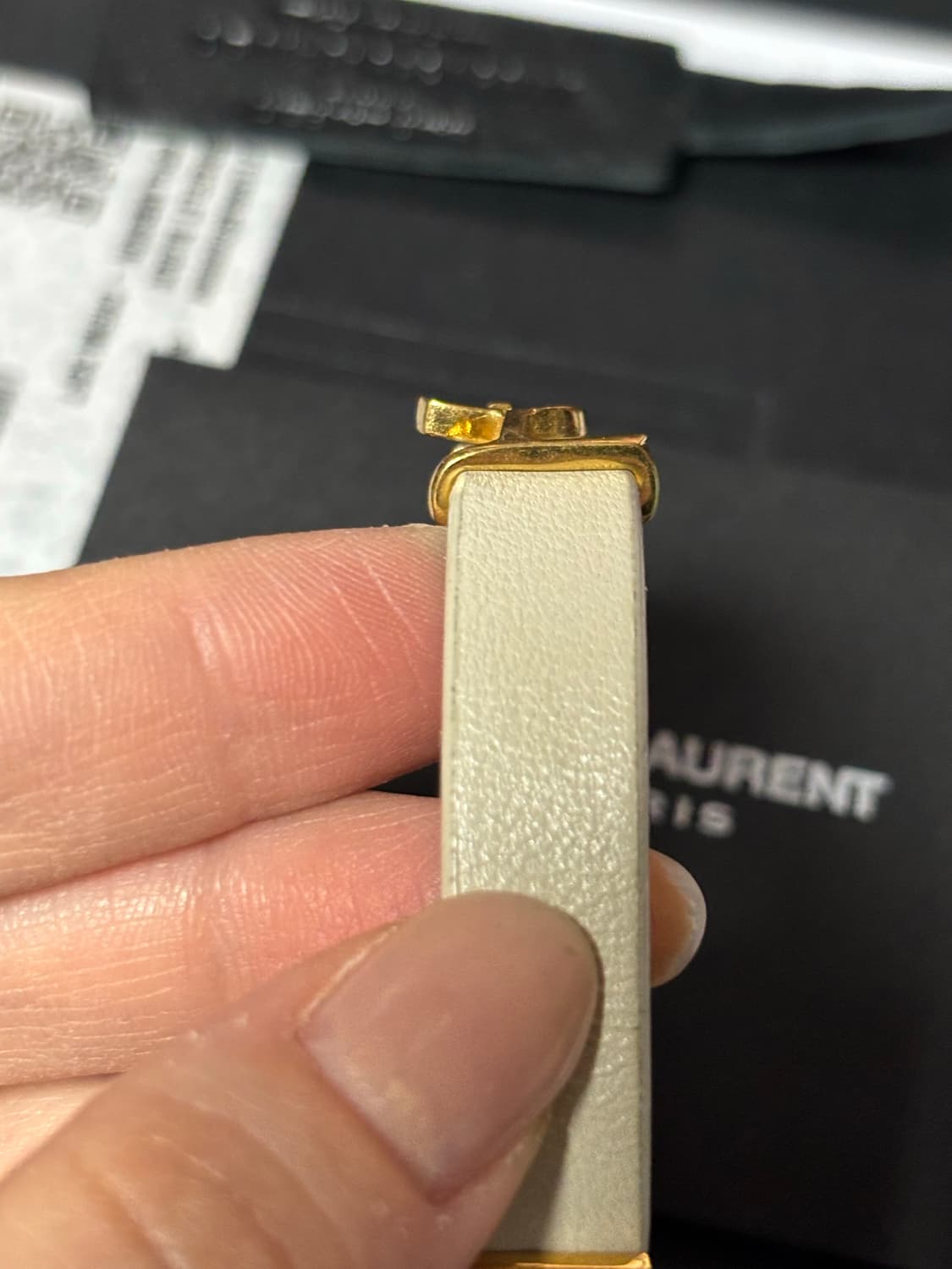 생로랑 YSL 레더 팔찌 아이보리 상품이미지3