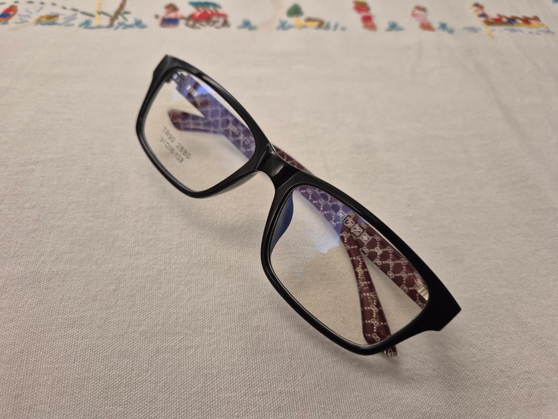 GUCCI 뿔테 안경 상품이미지1