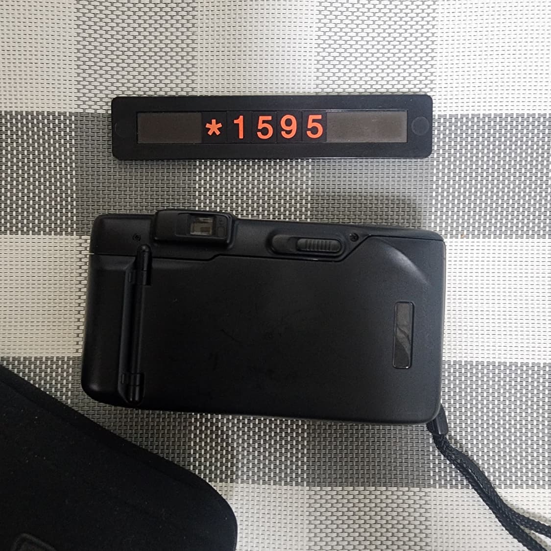 니콘 줌 310 AF 파노라마 블랙바디 필름카메라 파우치포함 상품이미지3