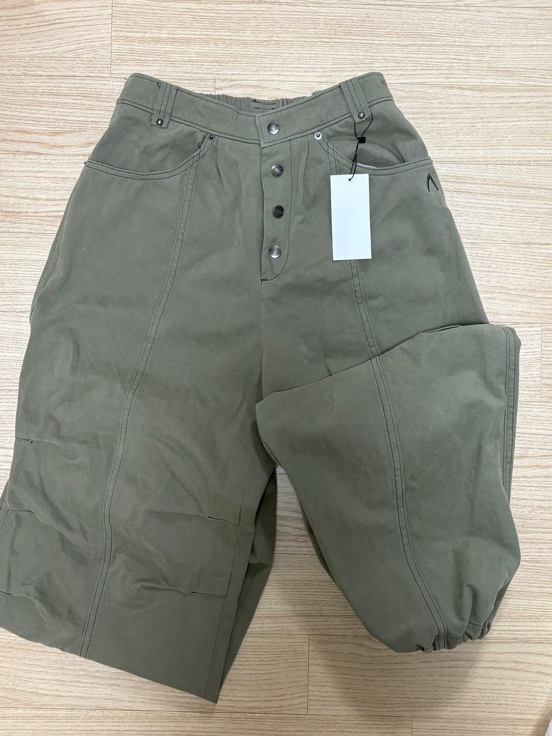 아캄 핀턱 스터드 코튼 팬츠 1 상품이미지5