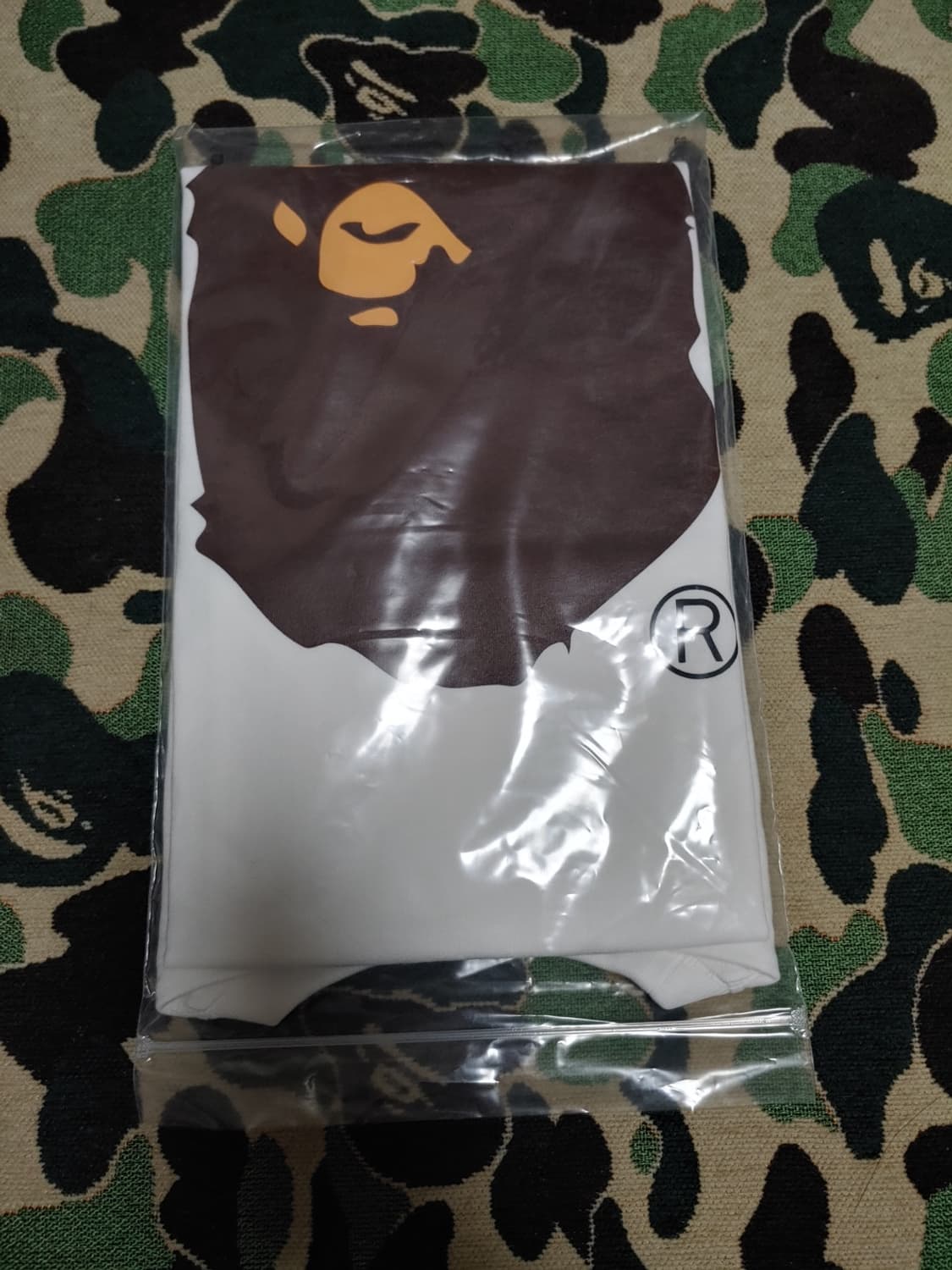 [2XL] 베이프 25SS 마일로 온 빅사루 반팔티 화이트 상품이미지3