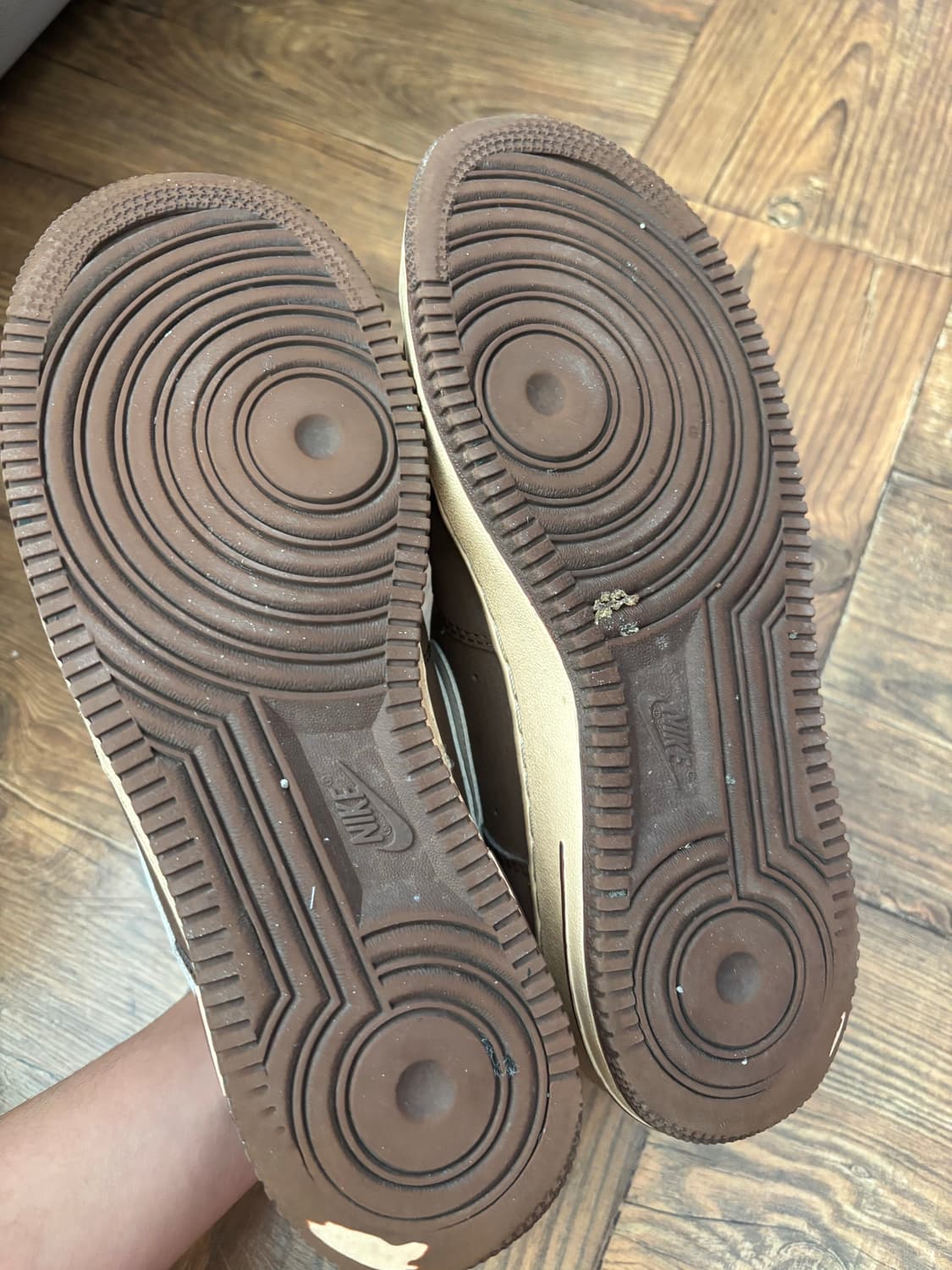 나이키 카카오 와우 코코넛 에어포스 265 상품이미지5