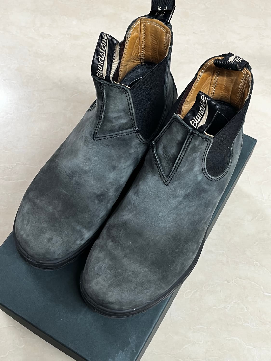 블런드스톤 첼시부츠 러스틱블랙 AU6 상품이미지1