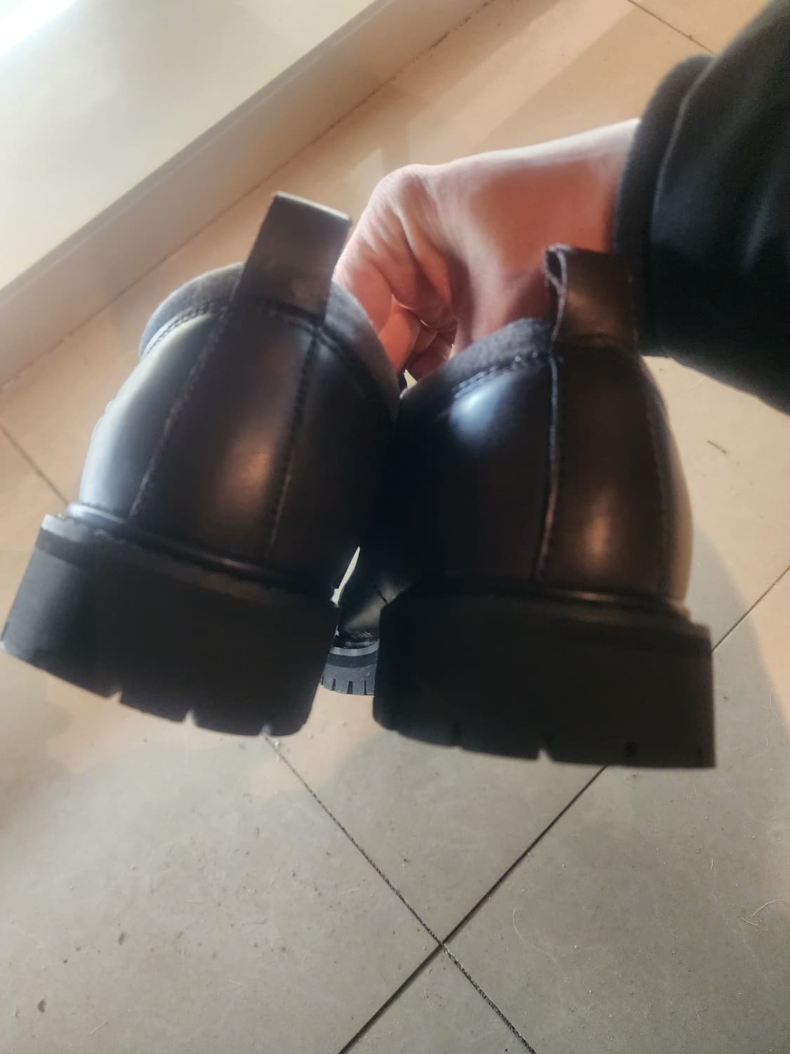 SKECHERS 스케쳐스 남자 단화 팜. 280사이즈 남성 가죽 구두 상품이미지6