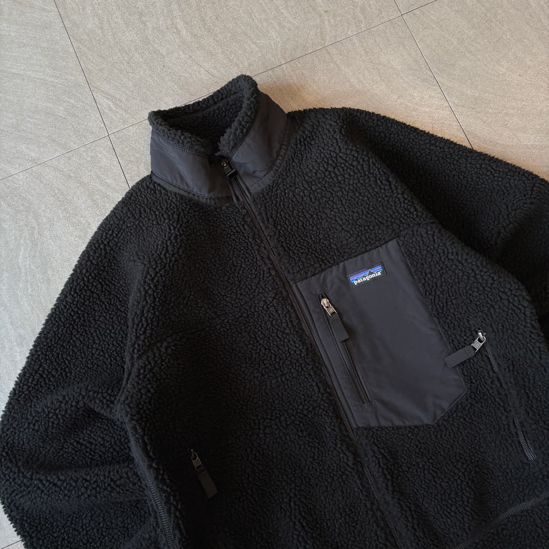 파타고니아 정품 레트로x 플리스 블랙 자켓 상품이미지2
