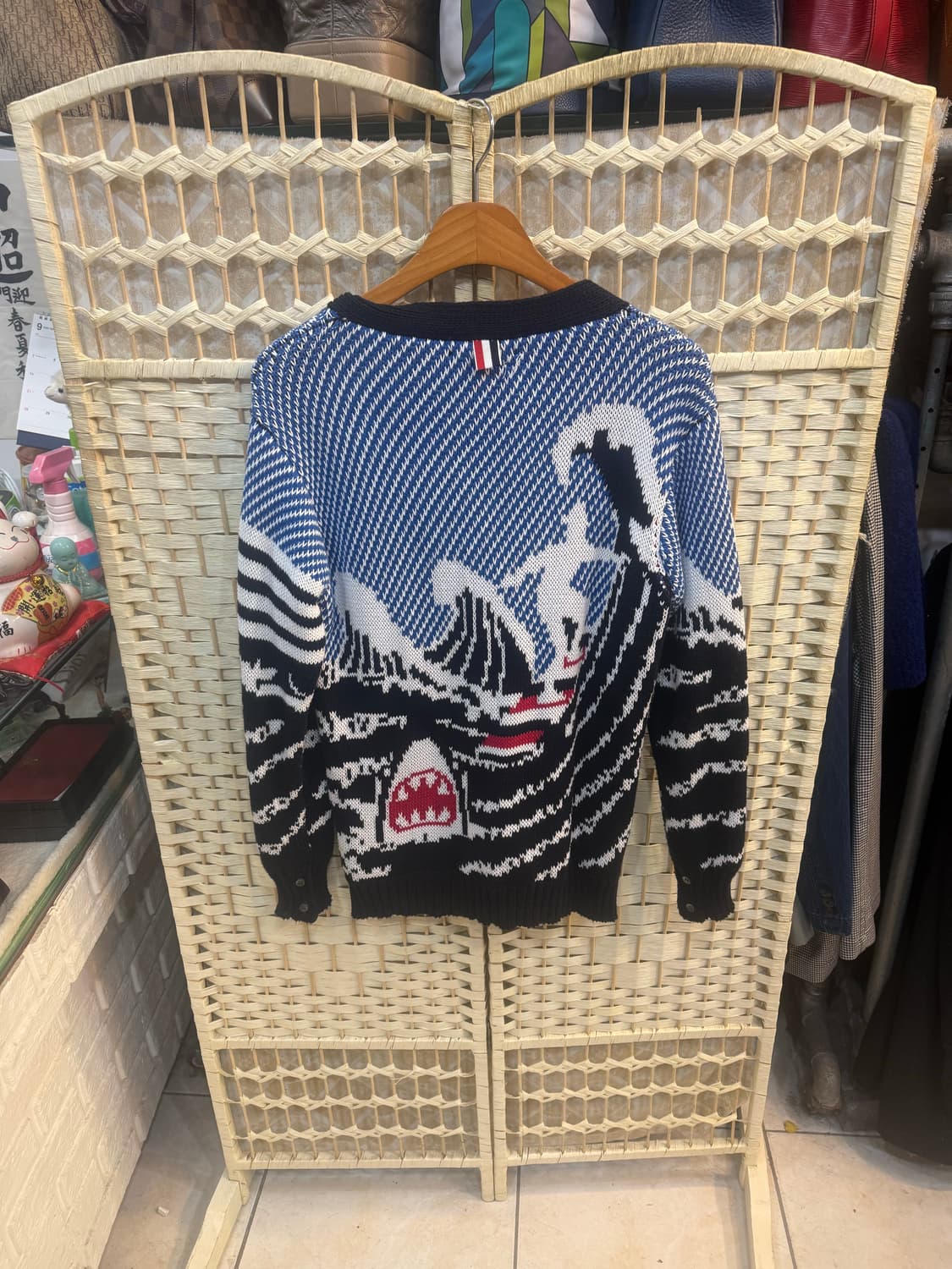 2/95-100 정품 톰브라운 웨이브 니트 가디건 팝니다 상품이미지6