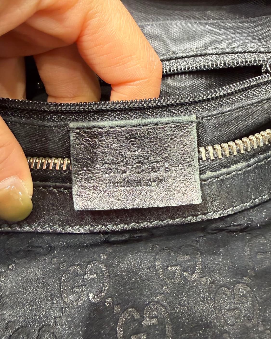 구찌 블랙 GG 스웨이드 호보백  상품이미지8