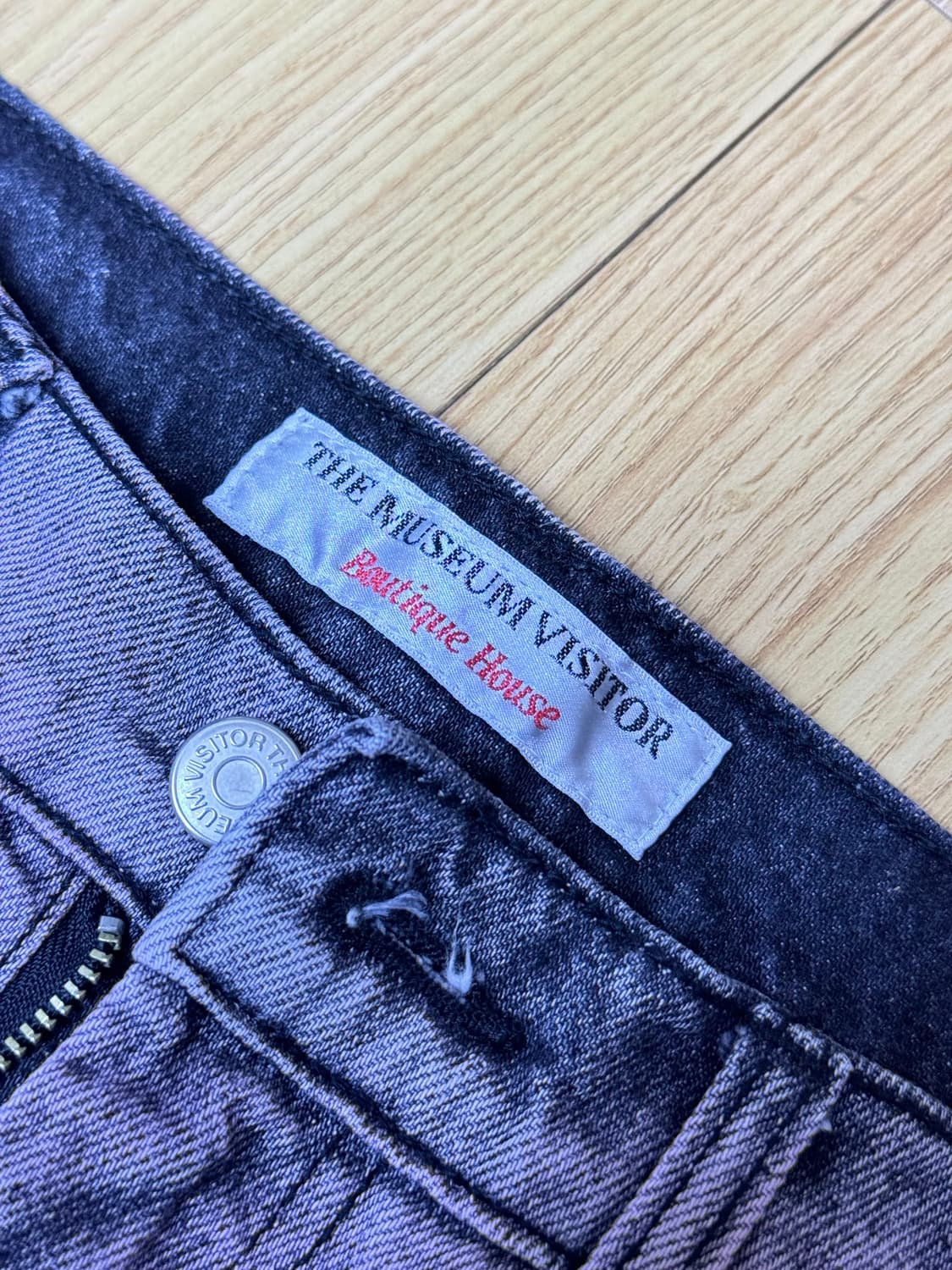 더 뮤지엄 비지터 HEART BLEACHED DENIM PANTS [M] 상품이미지3