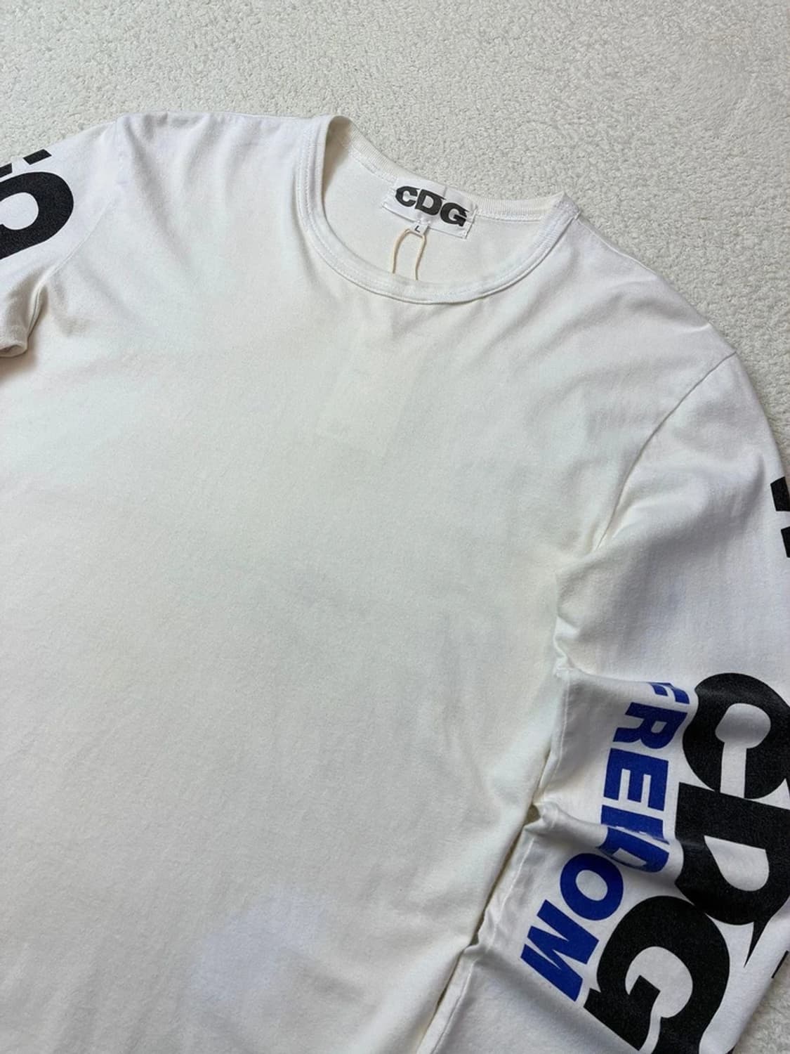 꼼데가르송 CDG 사이드로고 롱슬리브 PN5954    상품이미지2