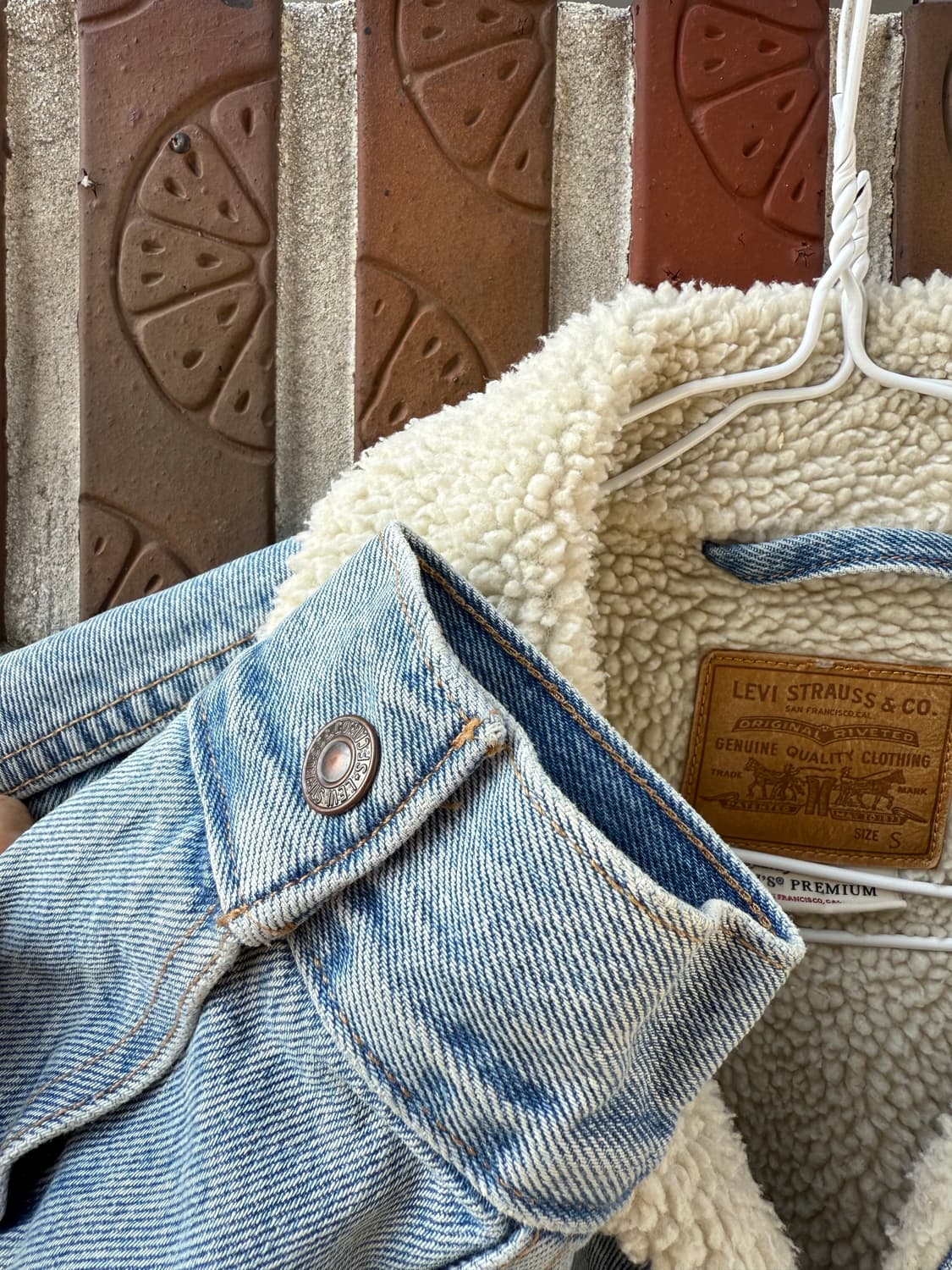 Levi’s Premium Sherpa Lined Trucker 상품이미지5