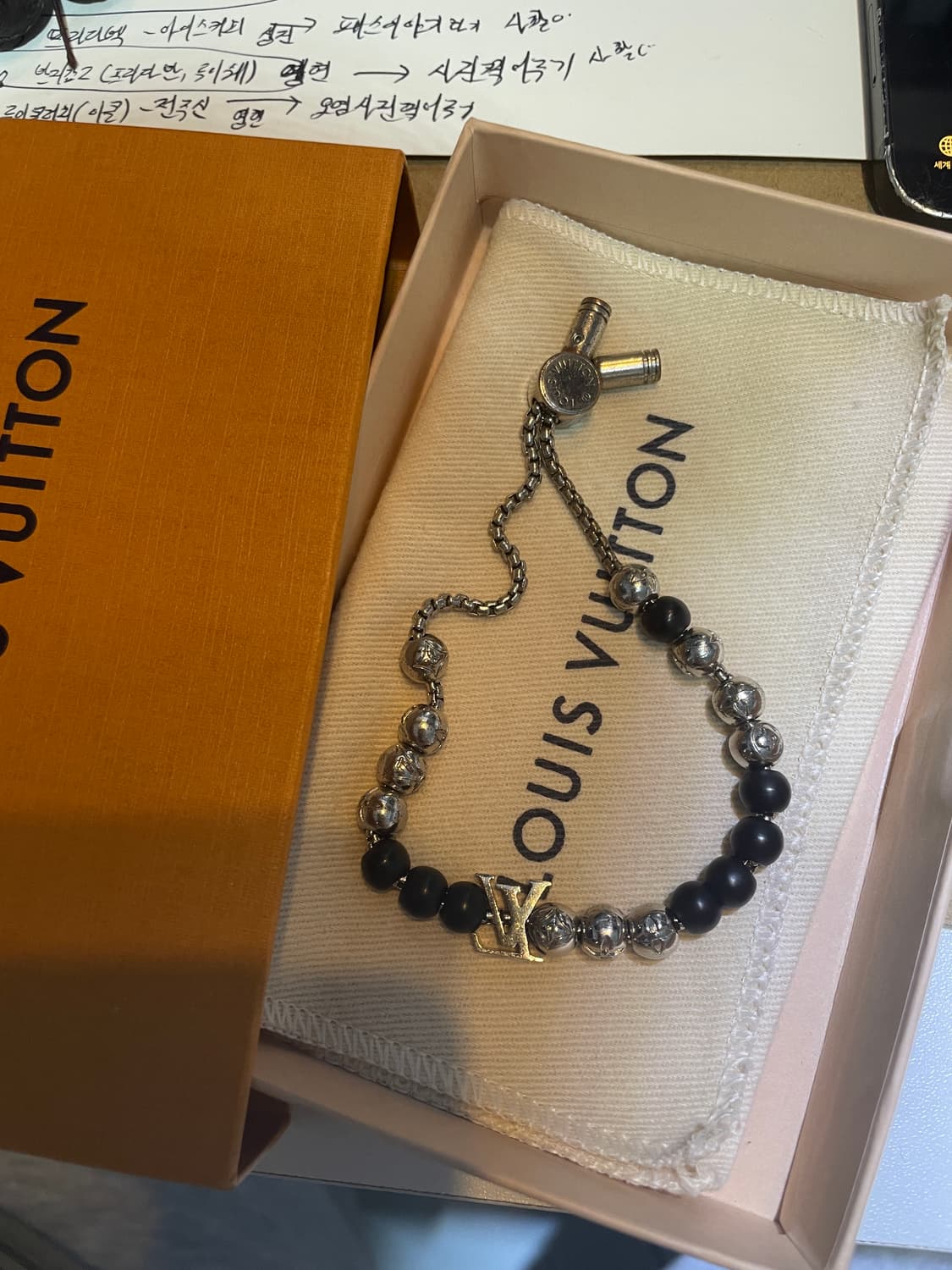 루이비통 모노그램 비즈 팔찌 상품이미지1