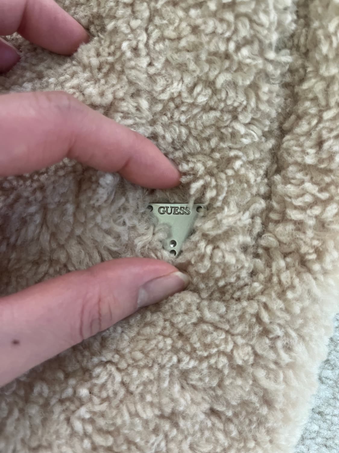 Guess테디베어 코트 상품이미지4