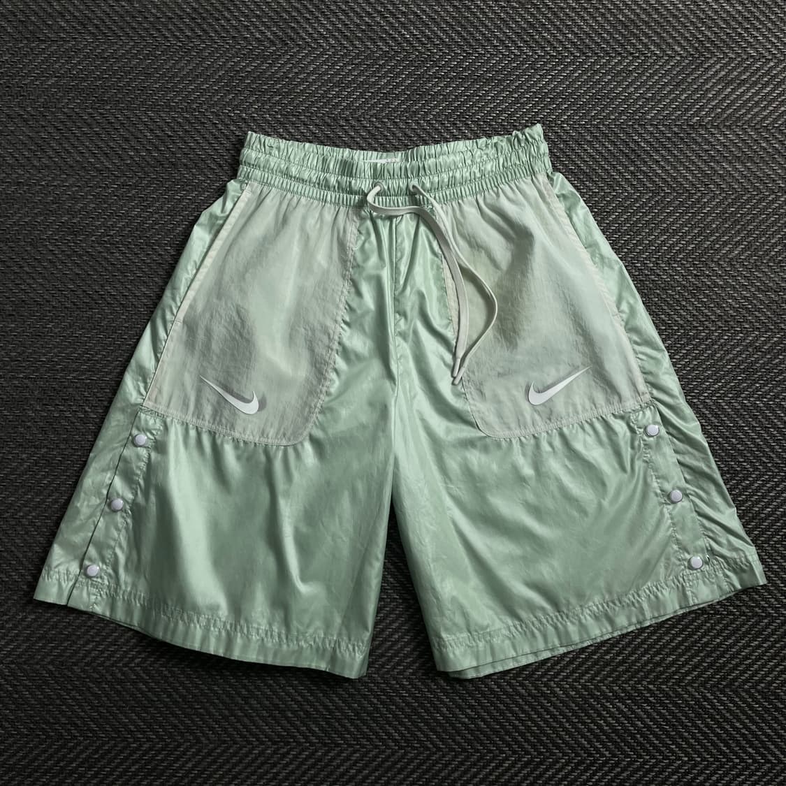 나이키 우먼스 더블 스우시 나일론 러닝팬츠o 4184 상품이미지1